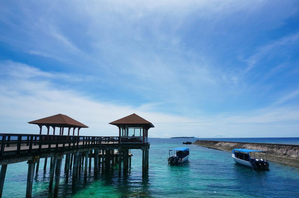 Grand Luley Manado Hotel Exterior photo